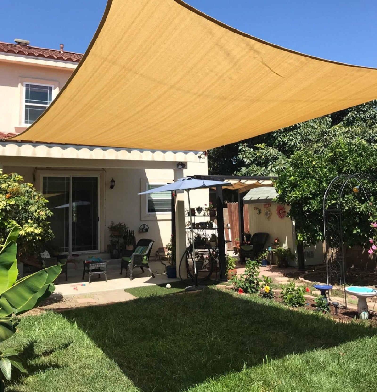 Abrotain Sun Shade Sail Outdoor Shade Cloth Beige 6'6"x9'9" Patio Privacy Screen Fabric Shade Canopy Sunshade UV Block for Patio Pergola Backyard Lawn Garden Outdoor Activities