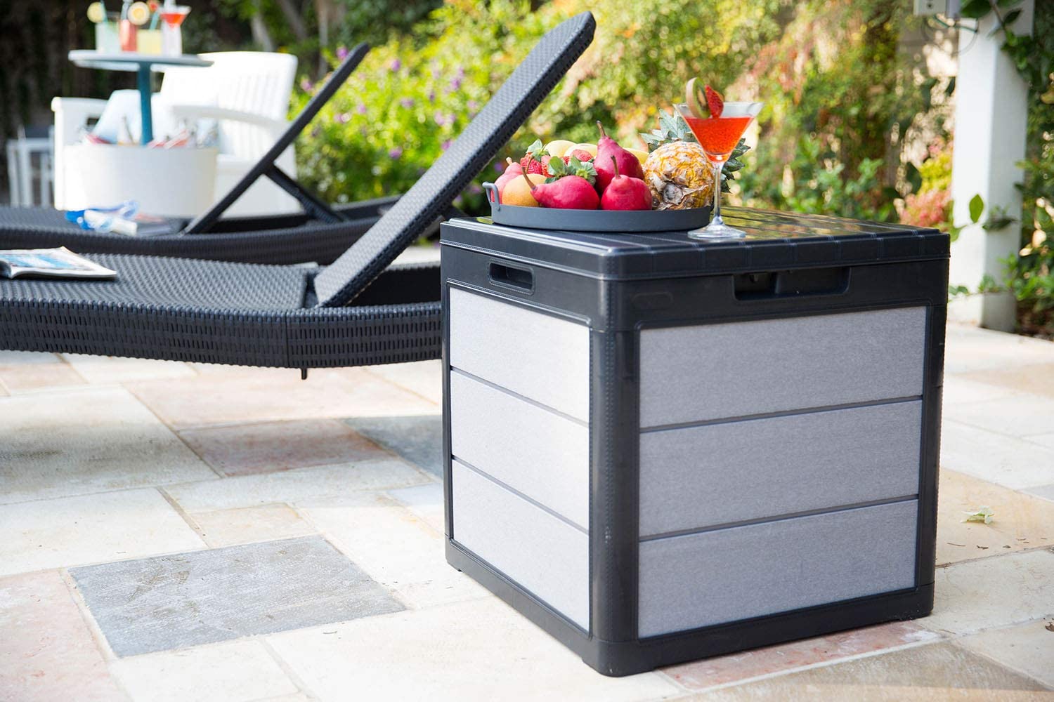 Keter Denali 30 Gallon Resin Deck Box for Patio Furniture， Pool Accessories， and Storage for Outdoor Toys， Grey/Black