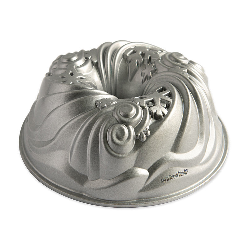 Nordic Ware Let It Snow! Bundt Pan