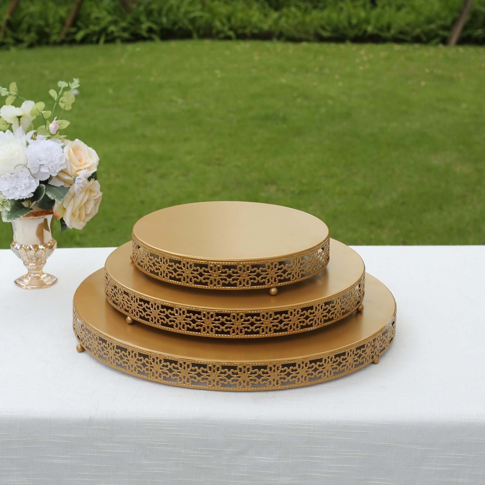 Gold Metal Fleur De Lis Round Pedestal Cake Stands, Cupcake Dessert Display Stand Table Centerpiece - 16