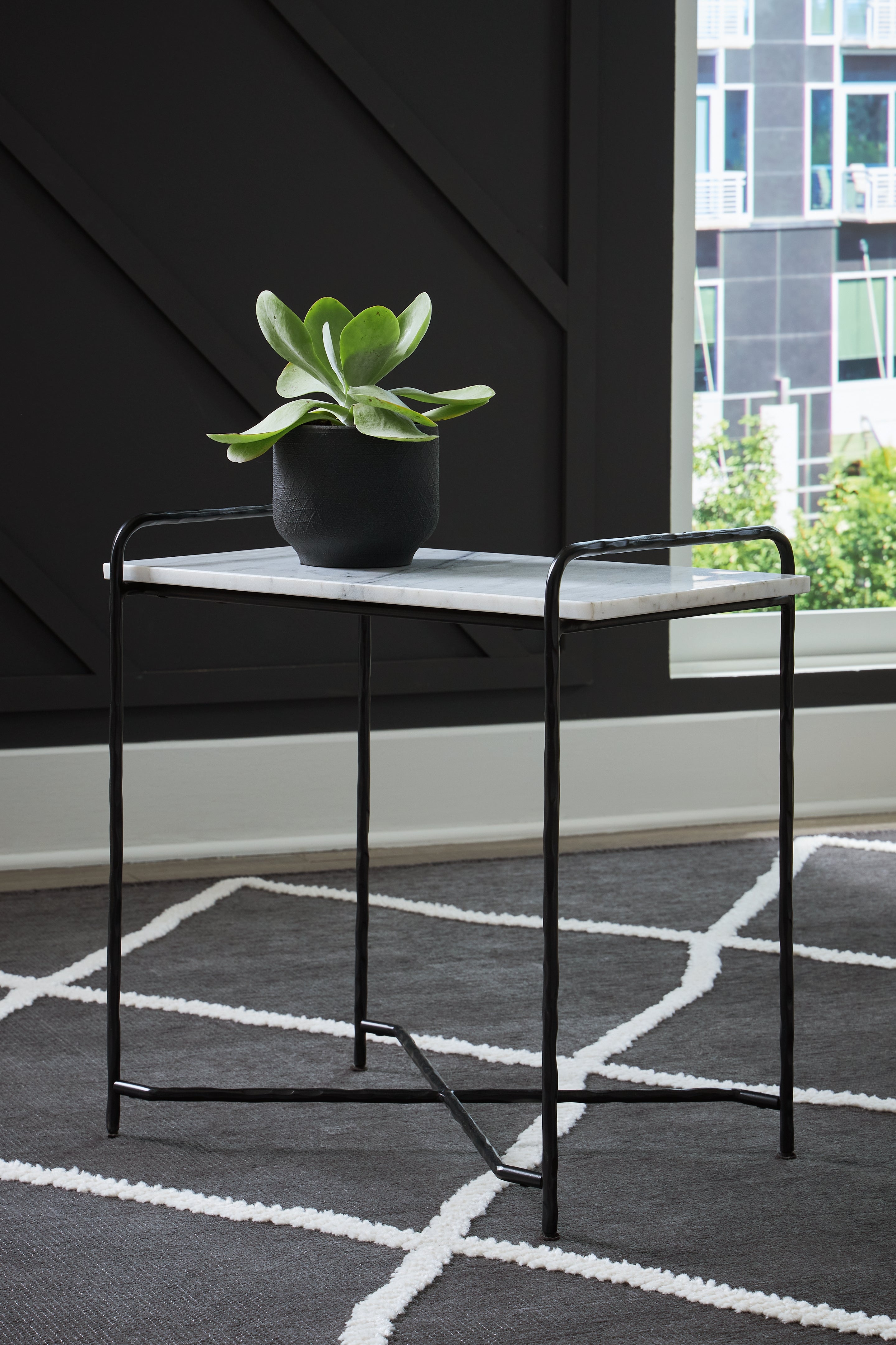 (Online Special Price) Ashber White/Black Accent Table