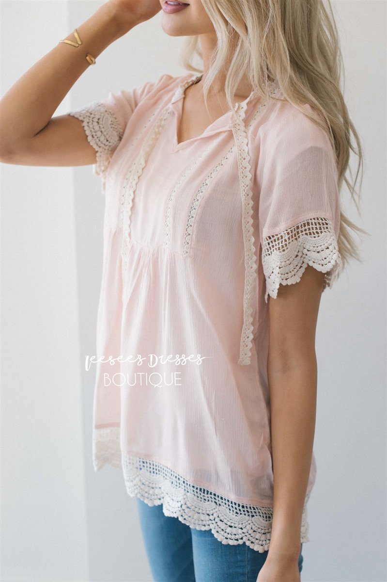 Baby Doll Lace Scallop Hem Blouse