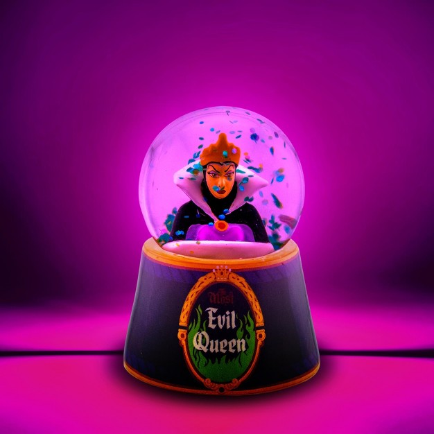 Mini Light up Snow Globe