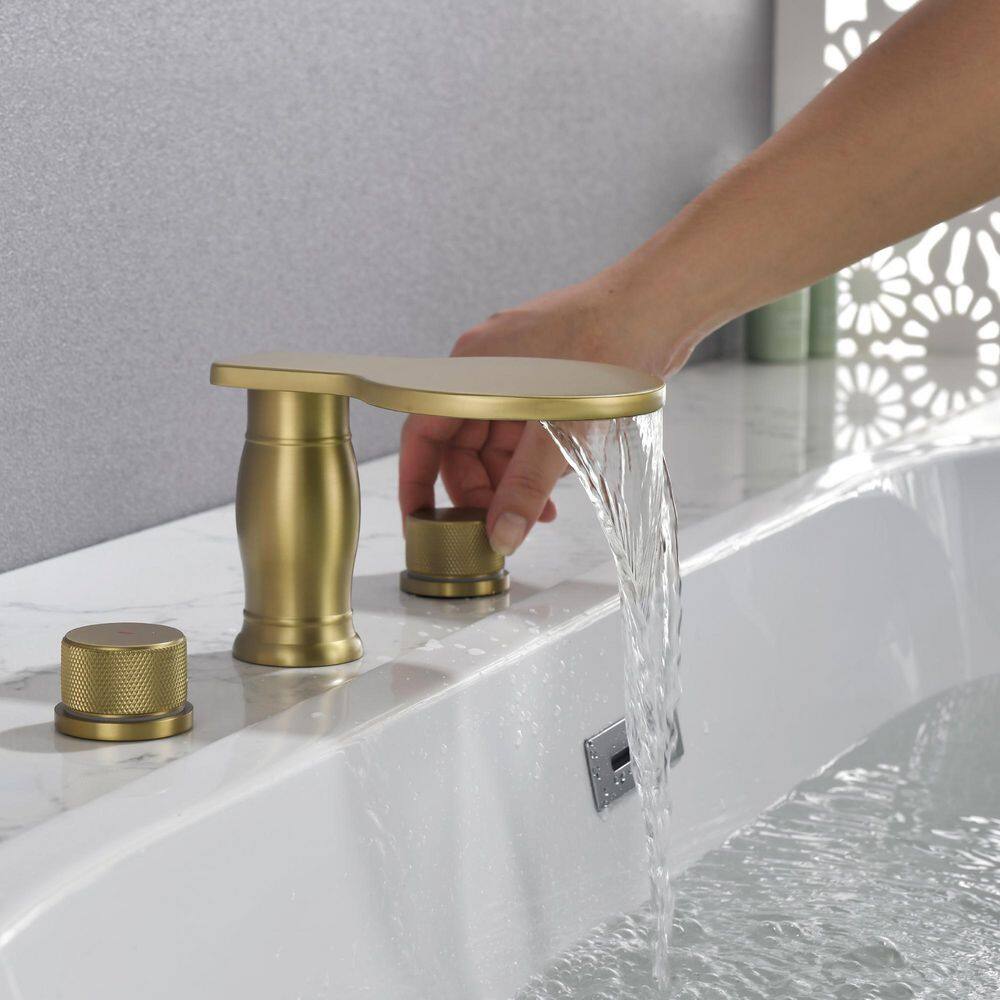 Nestfair 2-Handle Deck-Mount Roman Tub Faucet in Brushed Gold SMD1523G