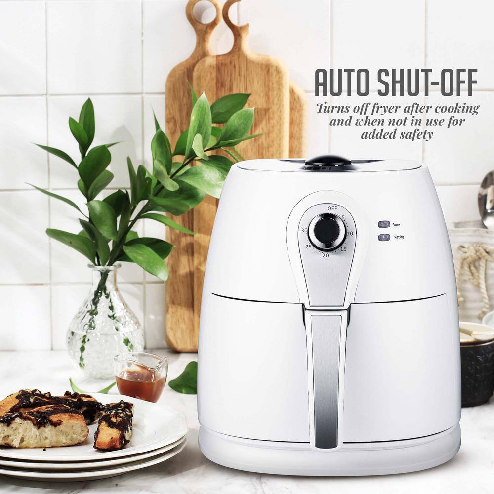 OVENTE 3.2 qt. White Electric Air Fryer with 30-min Timer Adjustable Temperature Controls Includes Fry Basket and Grill Pan FAM21302W