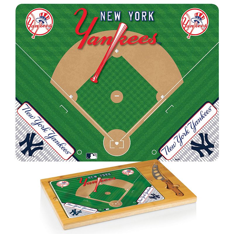 Picnic Time New York Yankees Icon Rectangular Cutting Board Gift Set