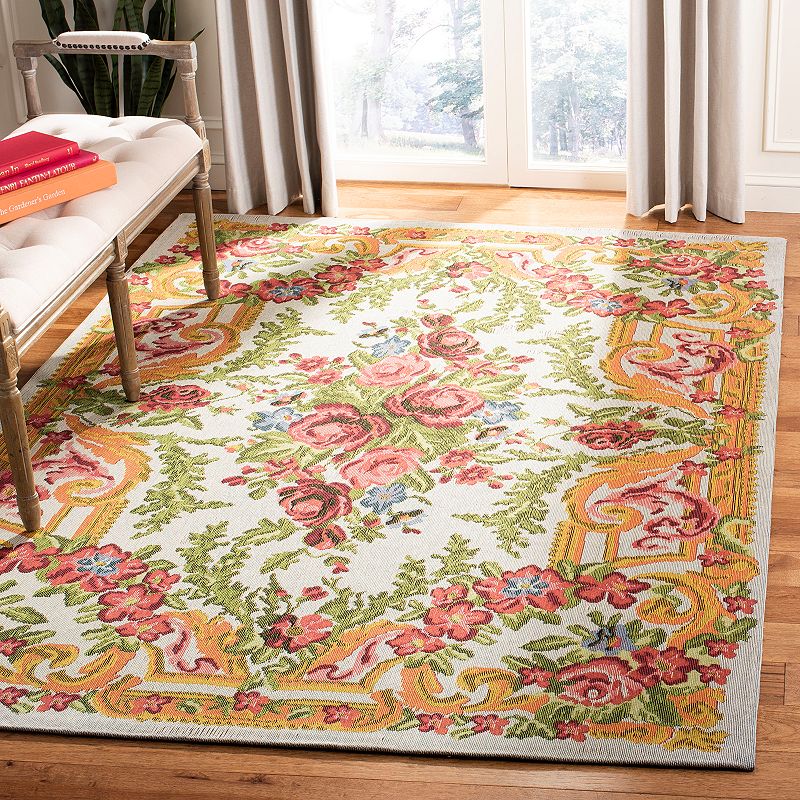 Safavieh Classic Vintage Victoria Rug