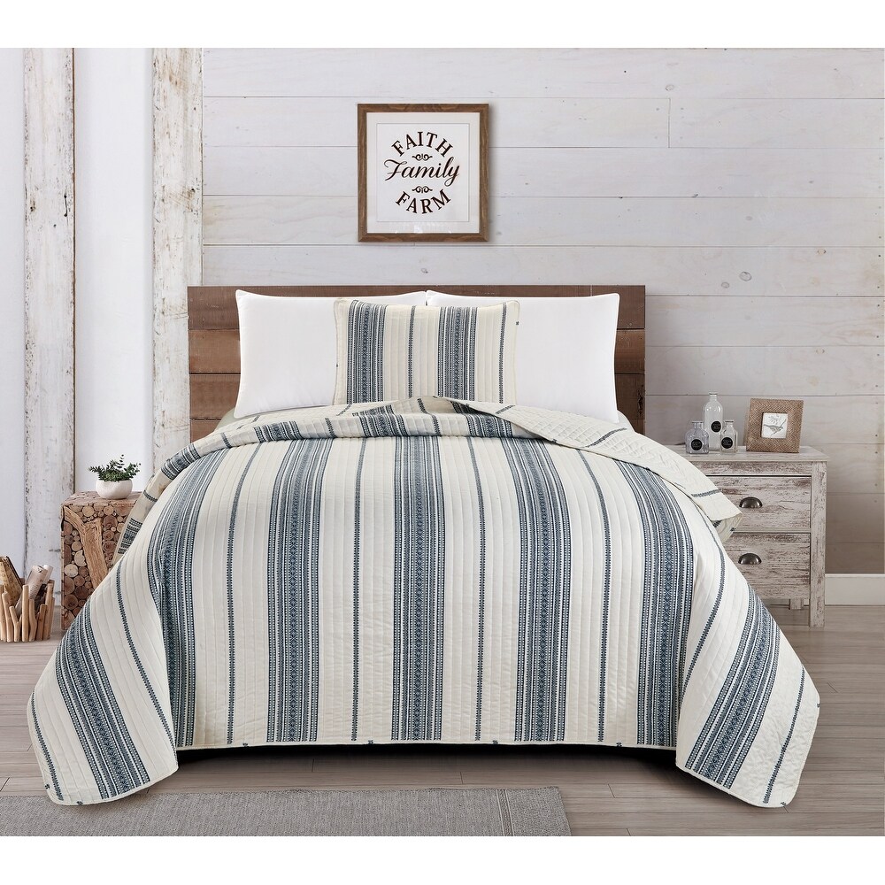 Luxurious Farmhouse Stripe Microfiber Quilt Set With Shams