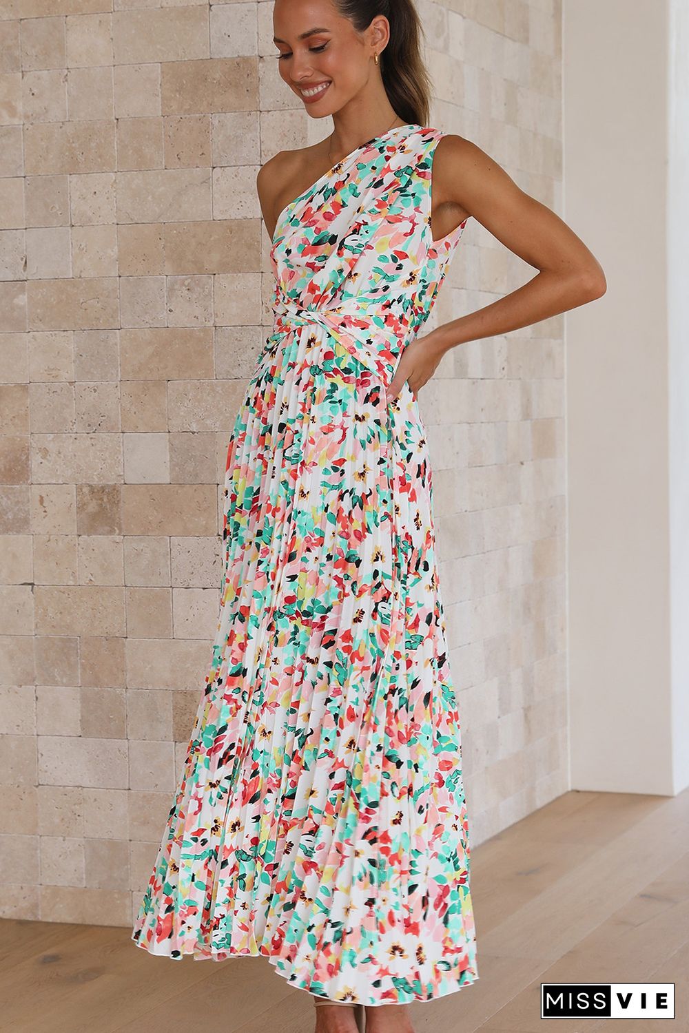 Green Boho Floral One-Shoulder Sleeveless Pleated Maxi Dress