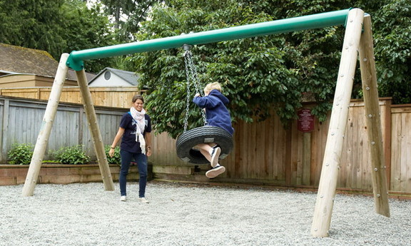 BigToys Tire Swing