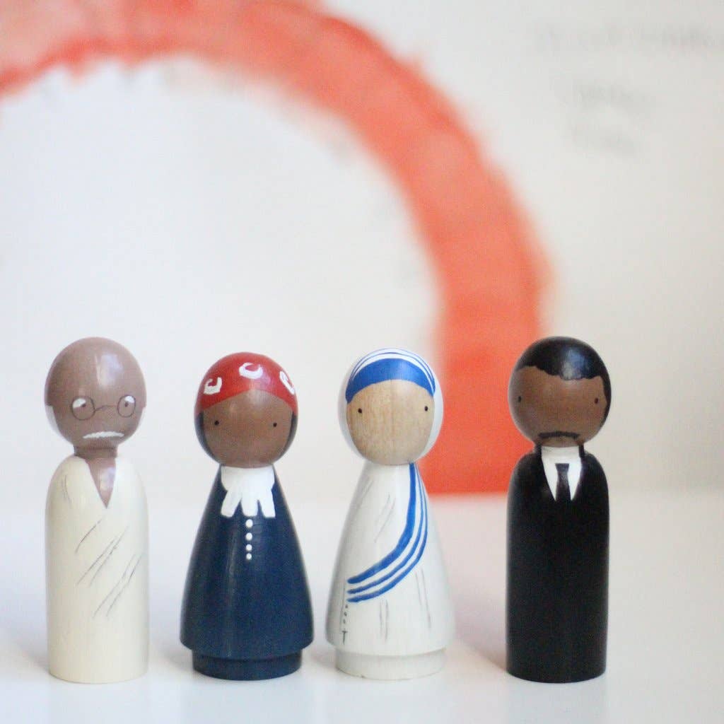 The Peace Makers - Wooden Peg Doll Set