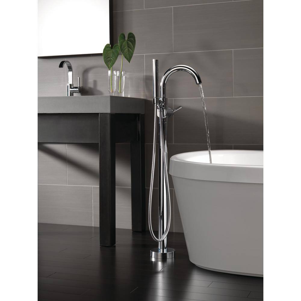 Delta Synergy 60 in. x 32 in Soaking Bathtub with Center Drain in High Gloss White B14416-6032-WH