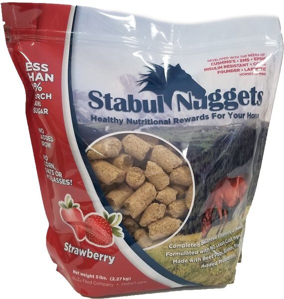 Stabul Nuggets Strawberry Flavor Horse Treats