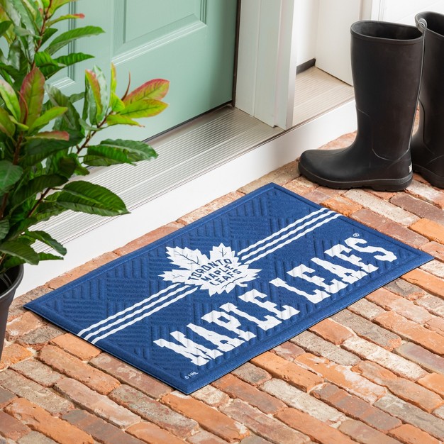 Embossed Mat Cross Hatch Toronto Maple Leafs