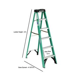 Werner 6 ft. Fiberglass Step Ladder with 225 lb. Load Capacity Type II Duty Rating FS206