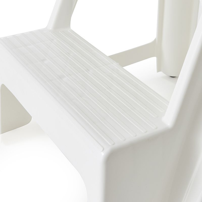 Gracious Living 18.75-Inch Sturdy Non Slip Plastic 2-Level Step Stool， White