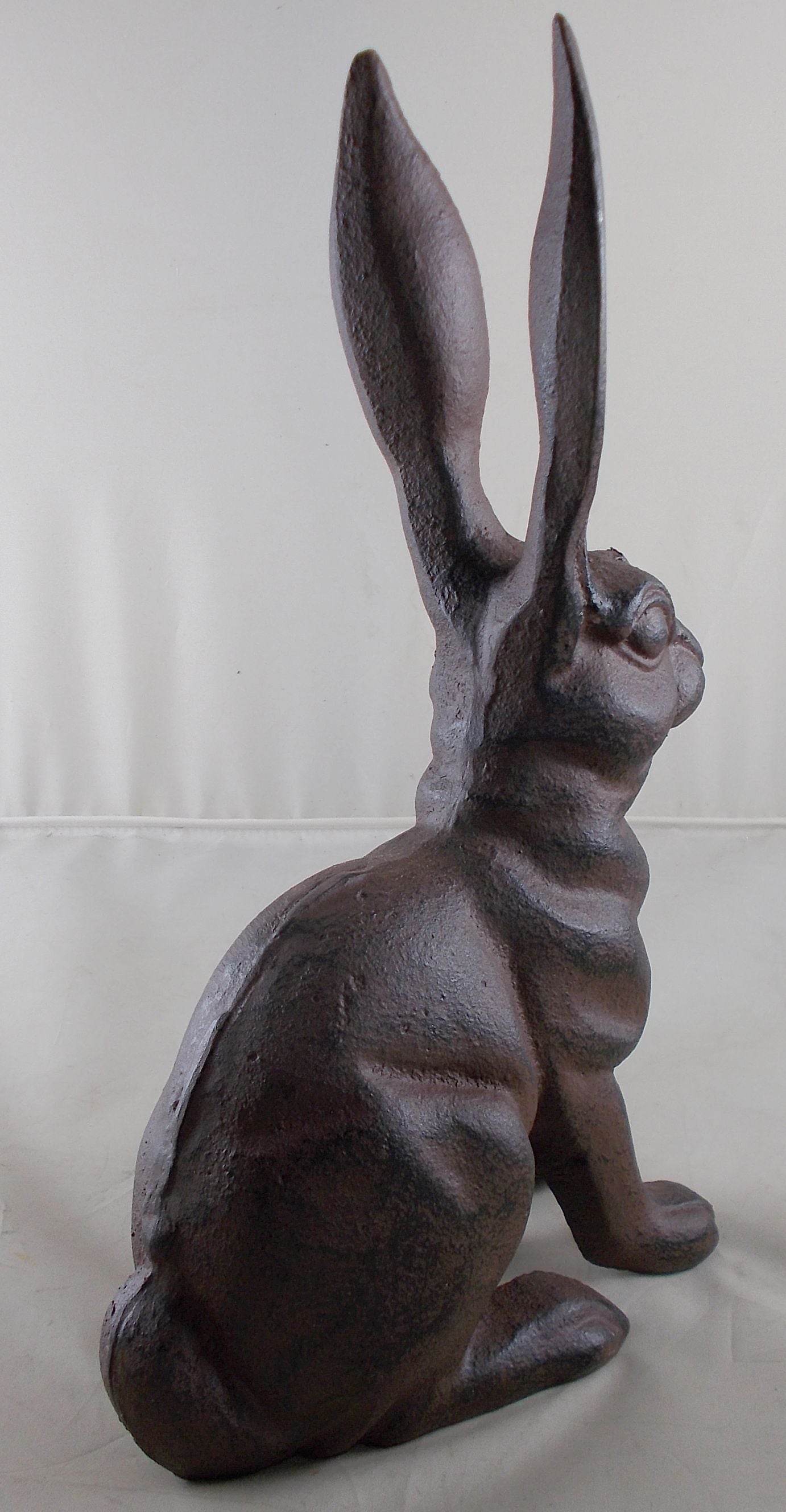 Iron Rabbit Garden Figure Lawn Statue