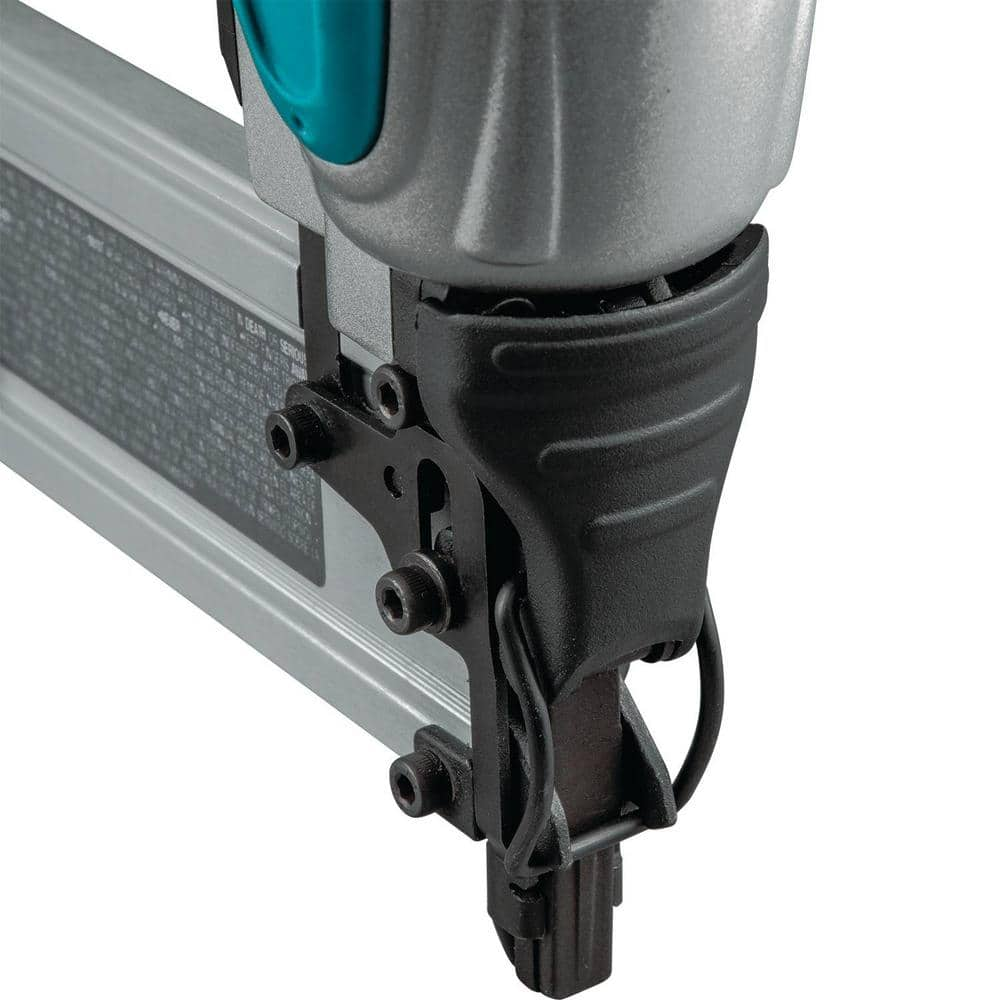 Makita Pneumatic 2 in. 18-Gauge Brad Nailer AF506