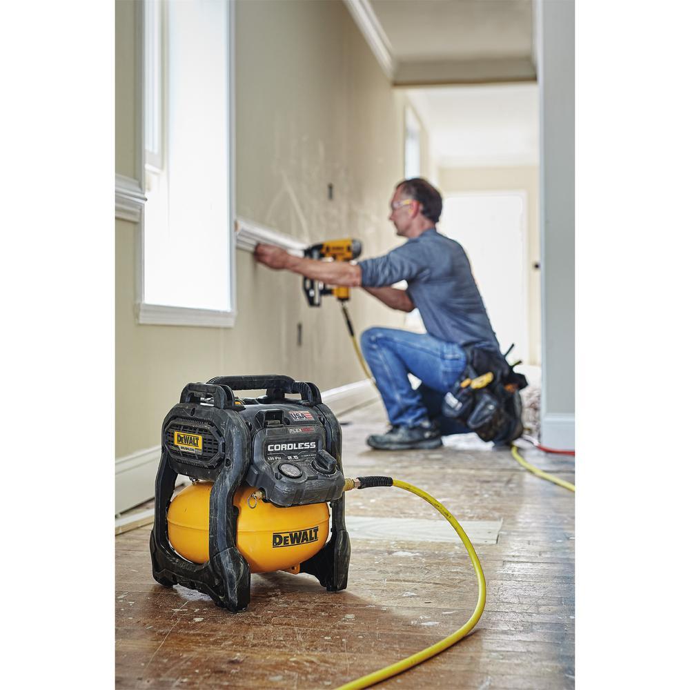 Dewalt DCC2560T1 FlexVolt 60 Volts MAX 2.5 Gallon Cordless Portable Air Compressor Kit