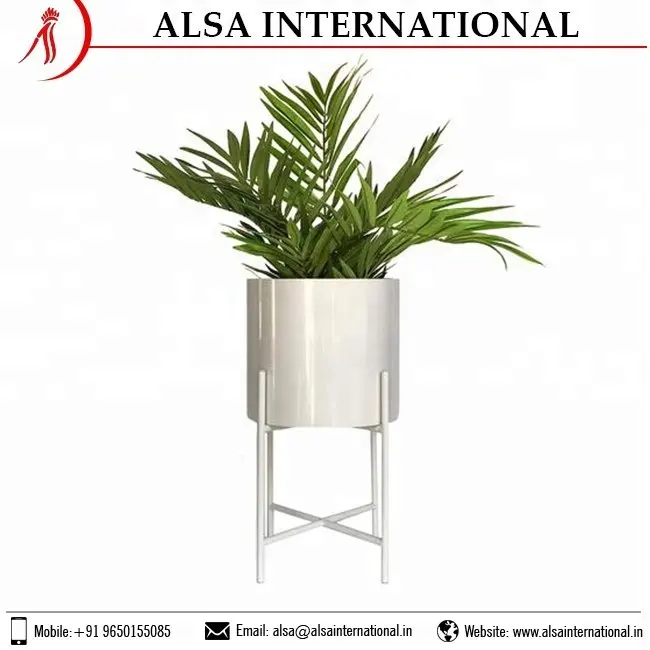 Bulk Supply Of Beautiful Hanging Planter Pots at Lowest Price