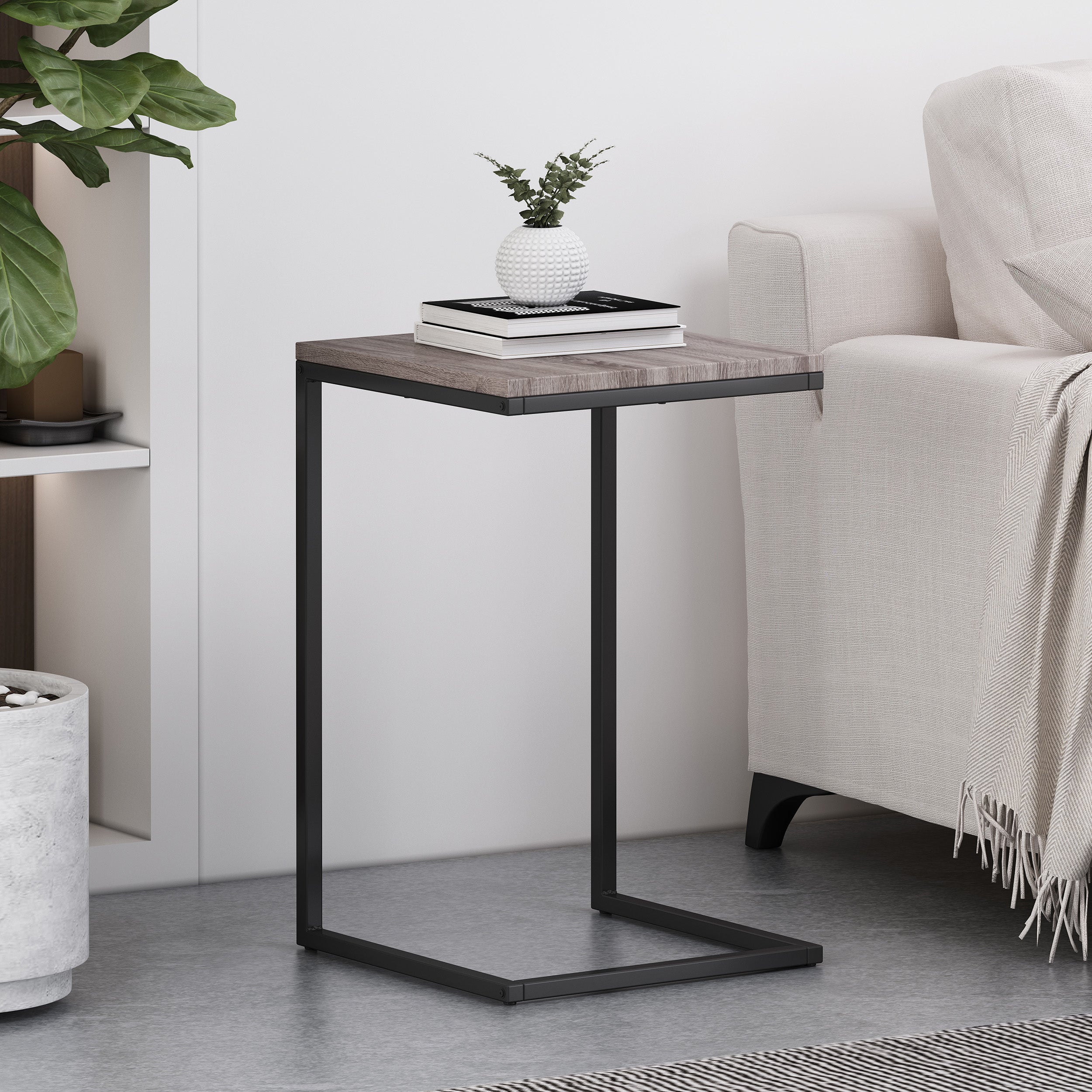 Buker Modern Industrial C-Shaped Side Table