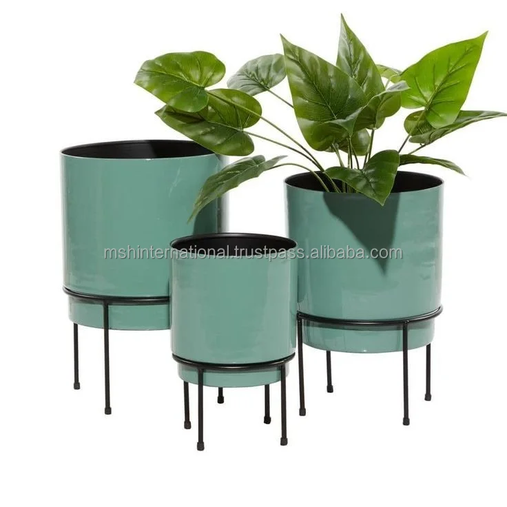 Wholesaler Of Metal Planter Premium Quality Handmade Planter Pots Round Shape Decorative Fancy metal Planter