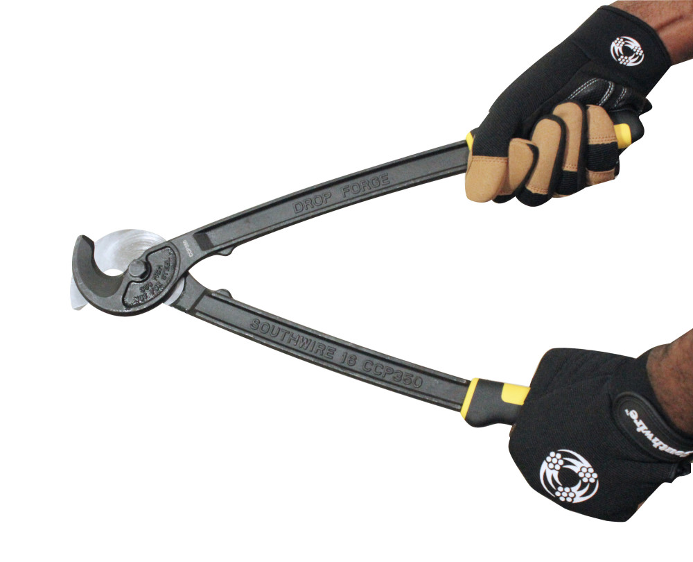 Southwire Utility Cable Cutter 16 350 CU with Comfort Grip Handles