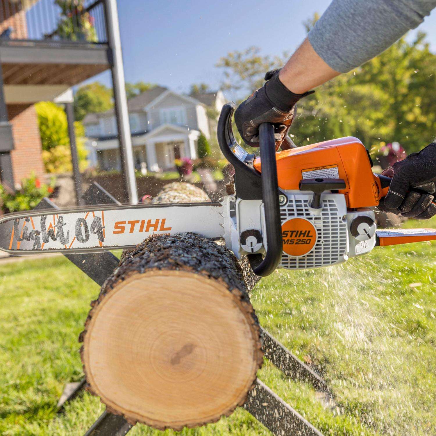 STIHL Gas Chainsaw MS 250 18in. 45.4cc， Tool Only