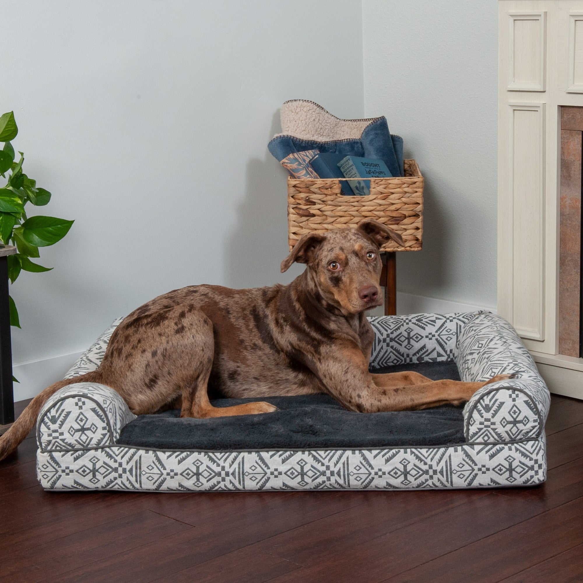 FurHaven Pet Products | Memory Foam Southwest Kilim Sofa Pet Bed for Dogs and Cats - Boulder Gray， Large