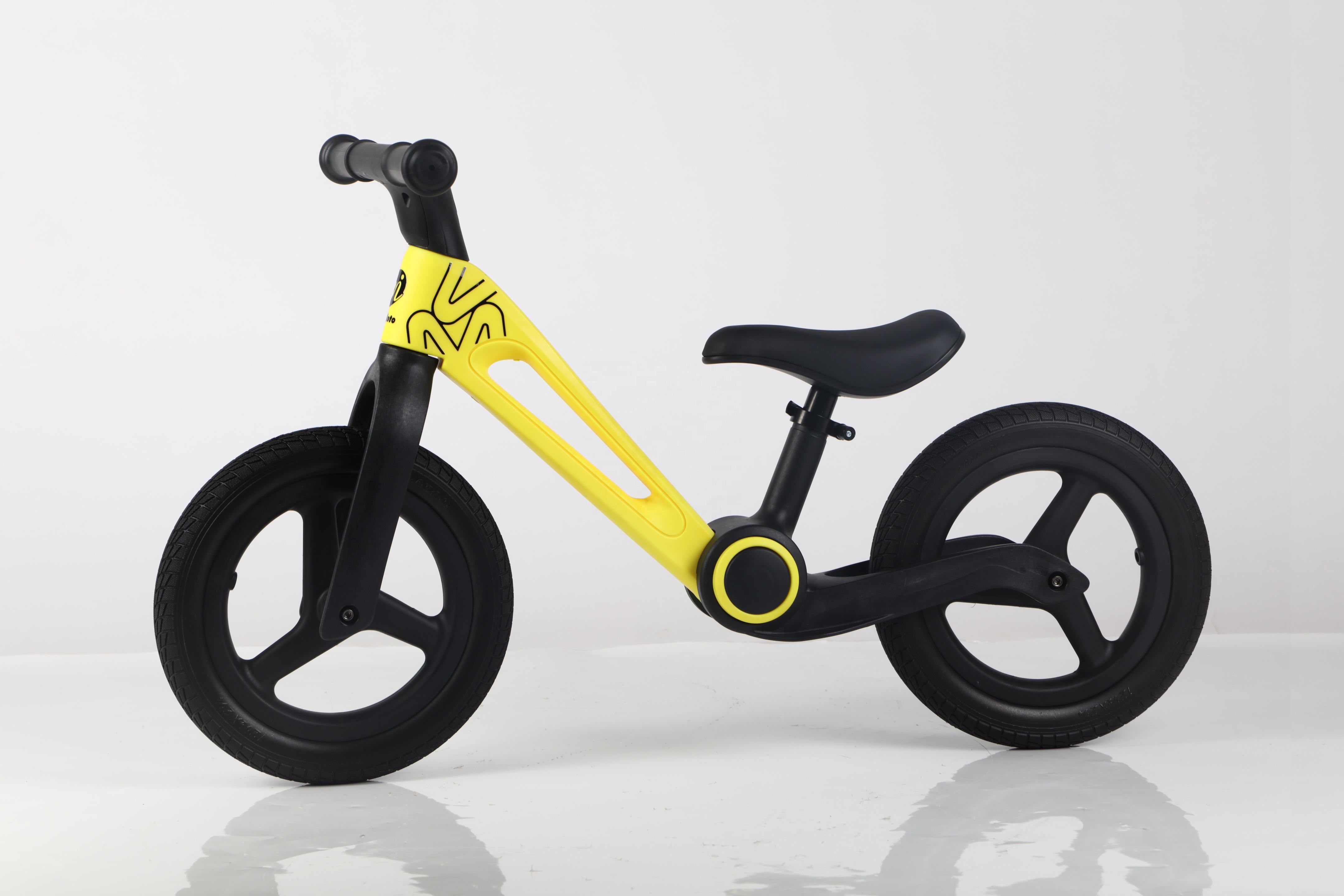 2023 New cycle kids balance bike pedal bicycle tricycle  CE approved  kids running bike for 3 ~ 6 years baby