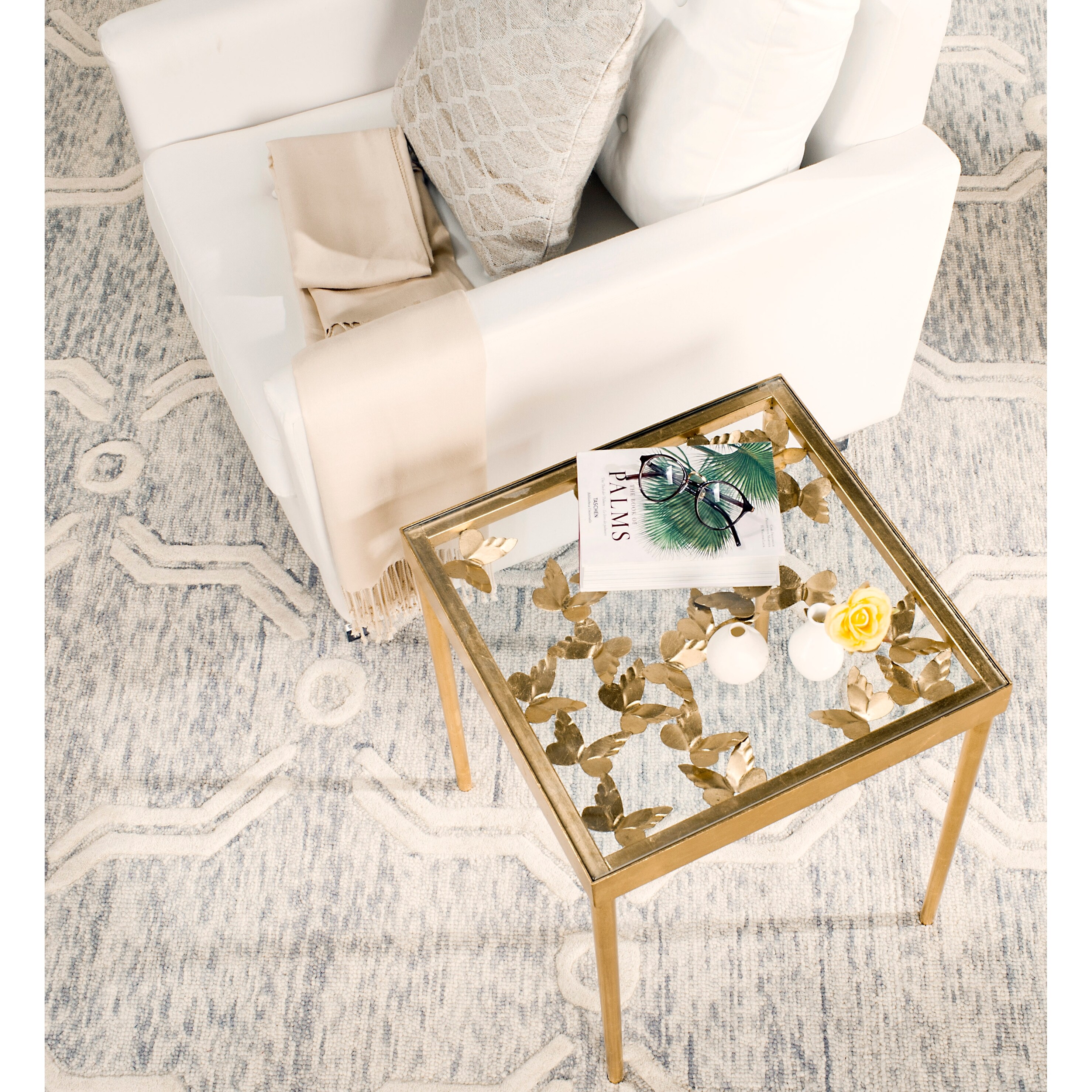 SAFAVIEH Rosalie Antique Gold Leaf Side Table - 18