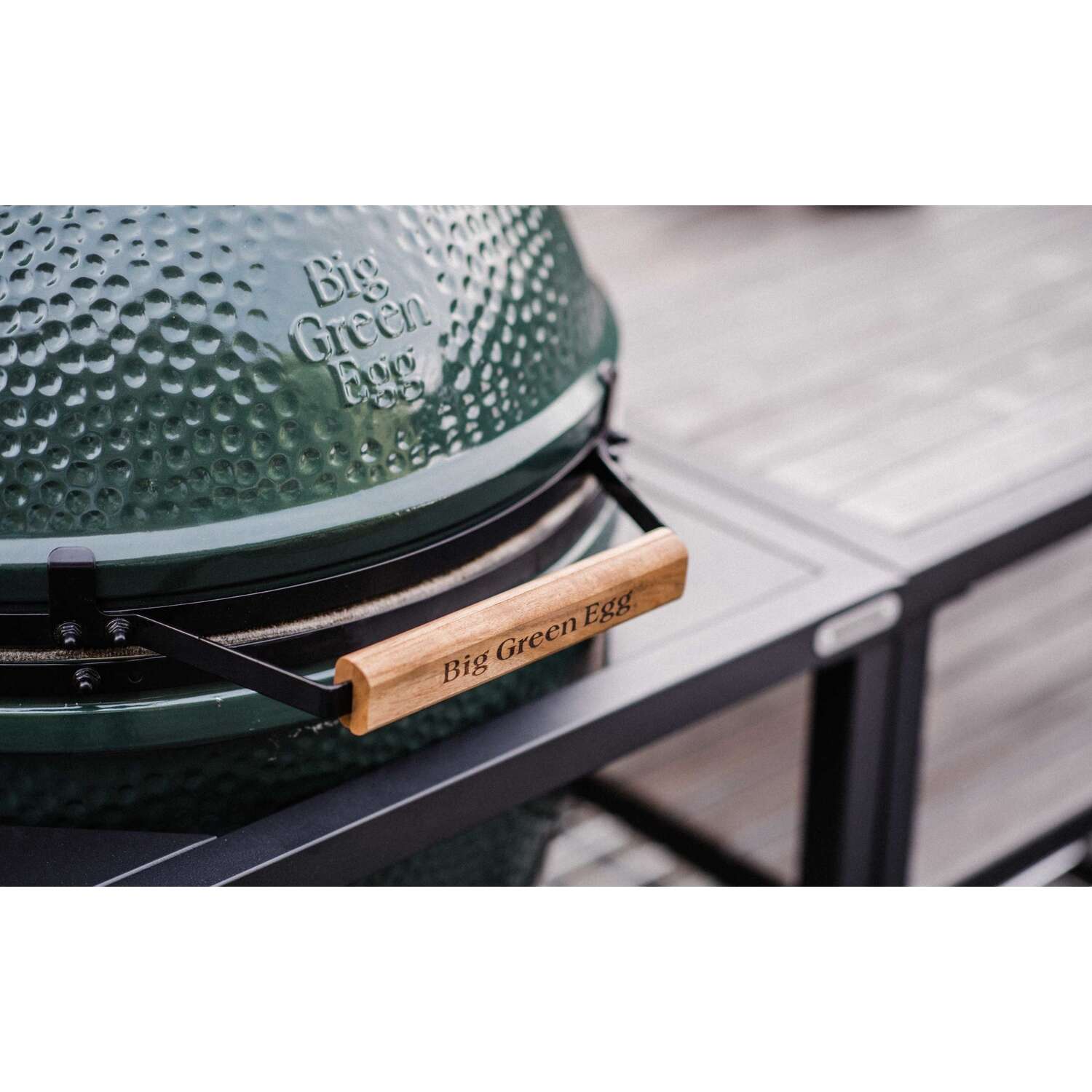 Big Green Egg 18.25 in. Large EGG Package with Modular Nest and Side Table with Distressed Acacia In