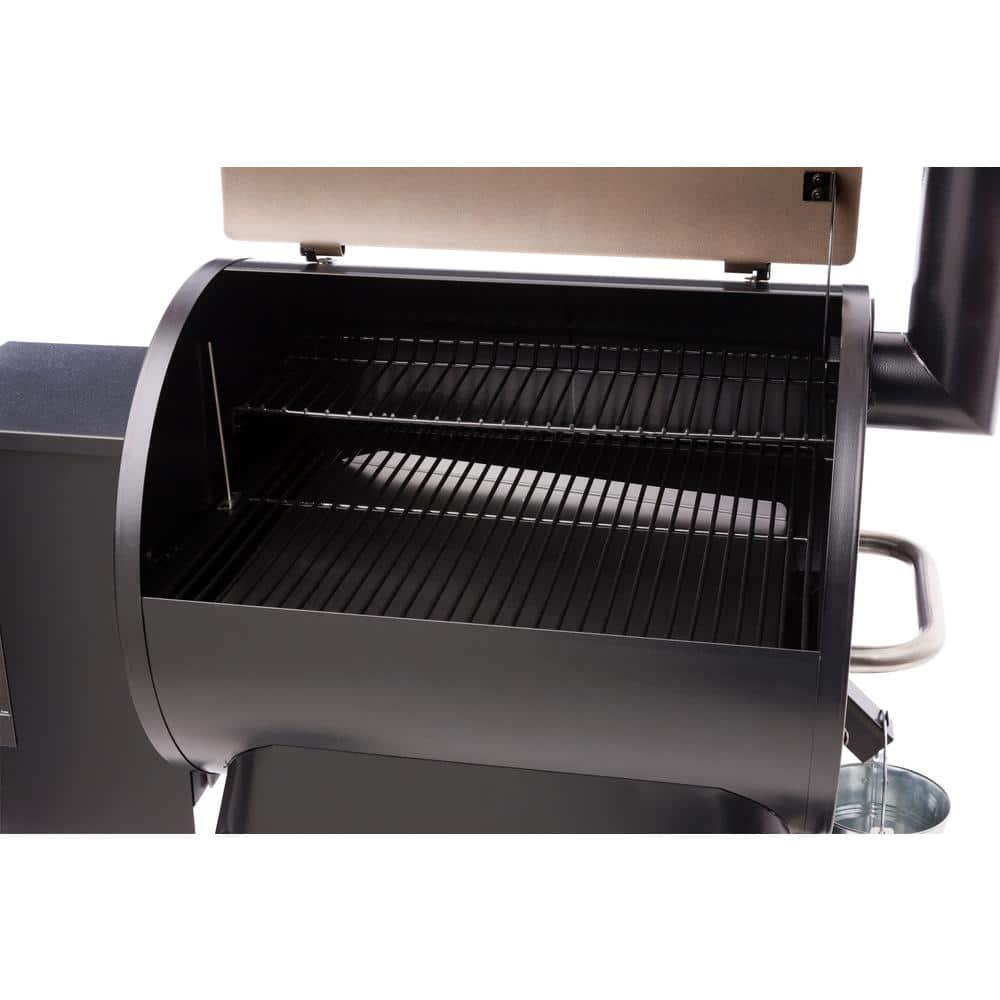 Traeger Pro Series 22 Pellet Grill in Bronze