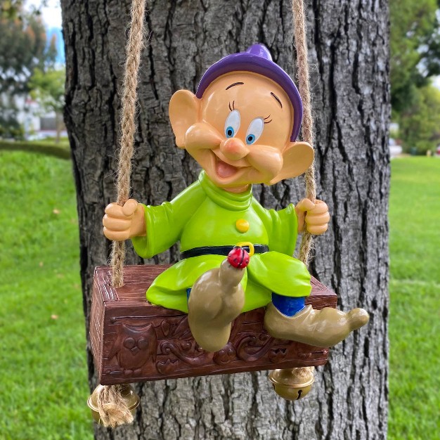 Dopey Swing n ring Resin stone Statue