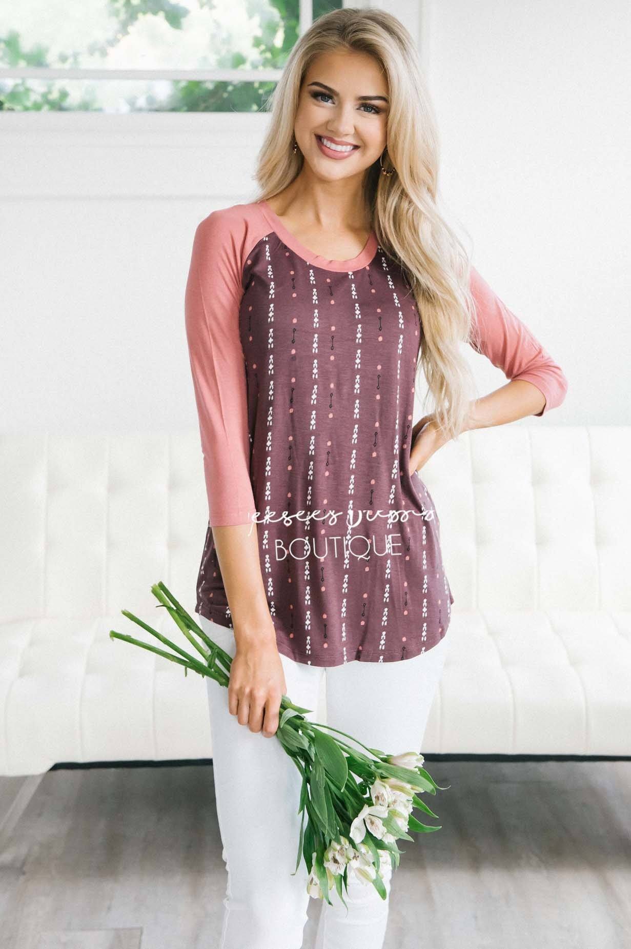 Arrow Geo Print Mauve Baseball Sleeve Tee