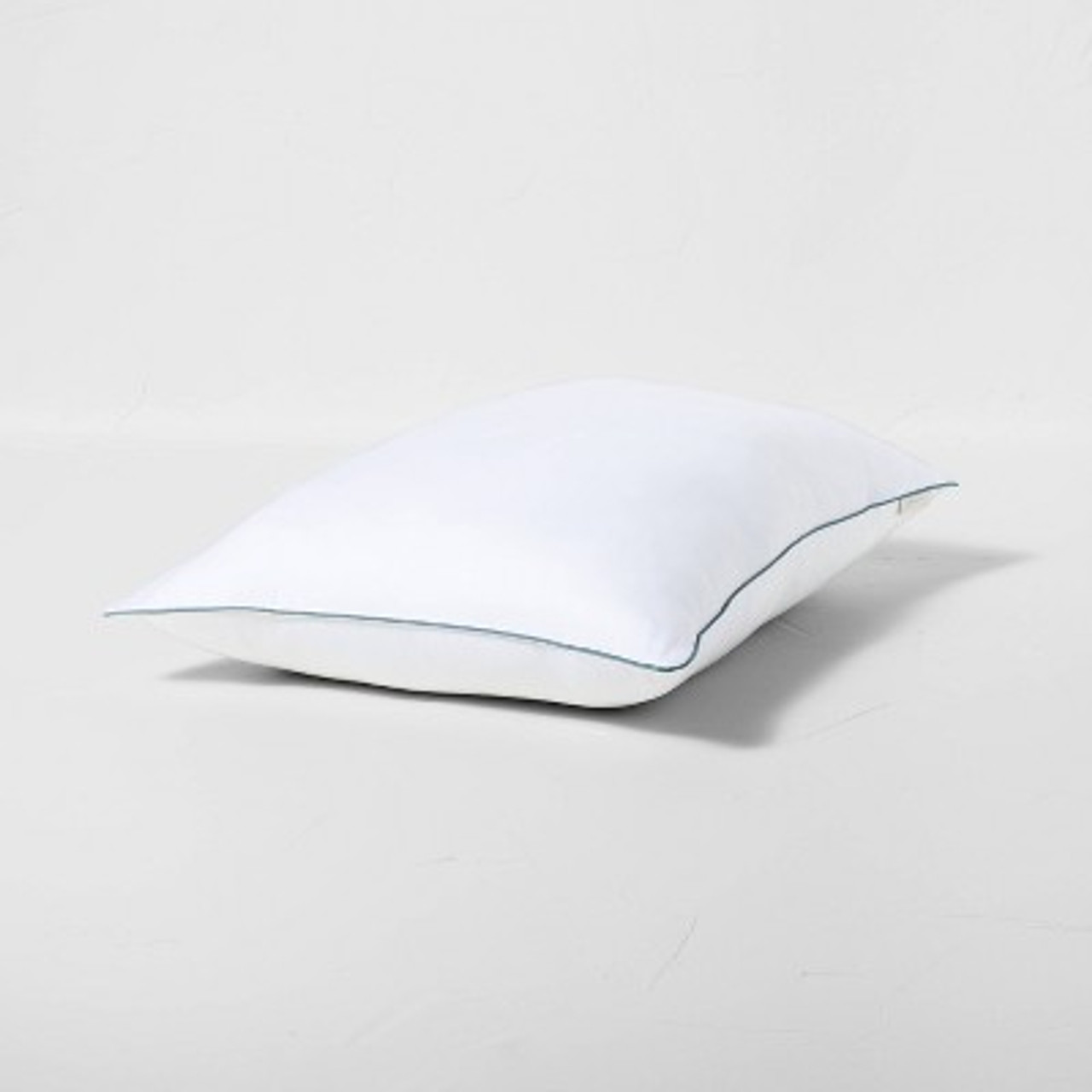 Standard/Queen Cooling+ Bed Pillow White - Casaluna™