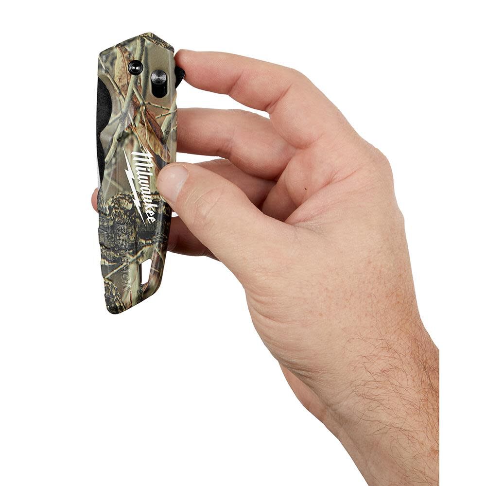 Milwaukee FASTBACK Camo Spring Assisted Folding Knife 48-22-1535 from Milwaukee