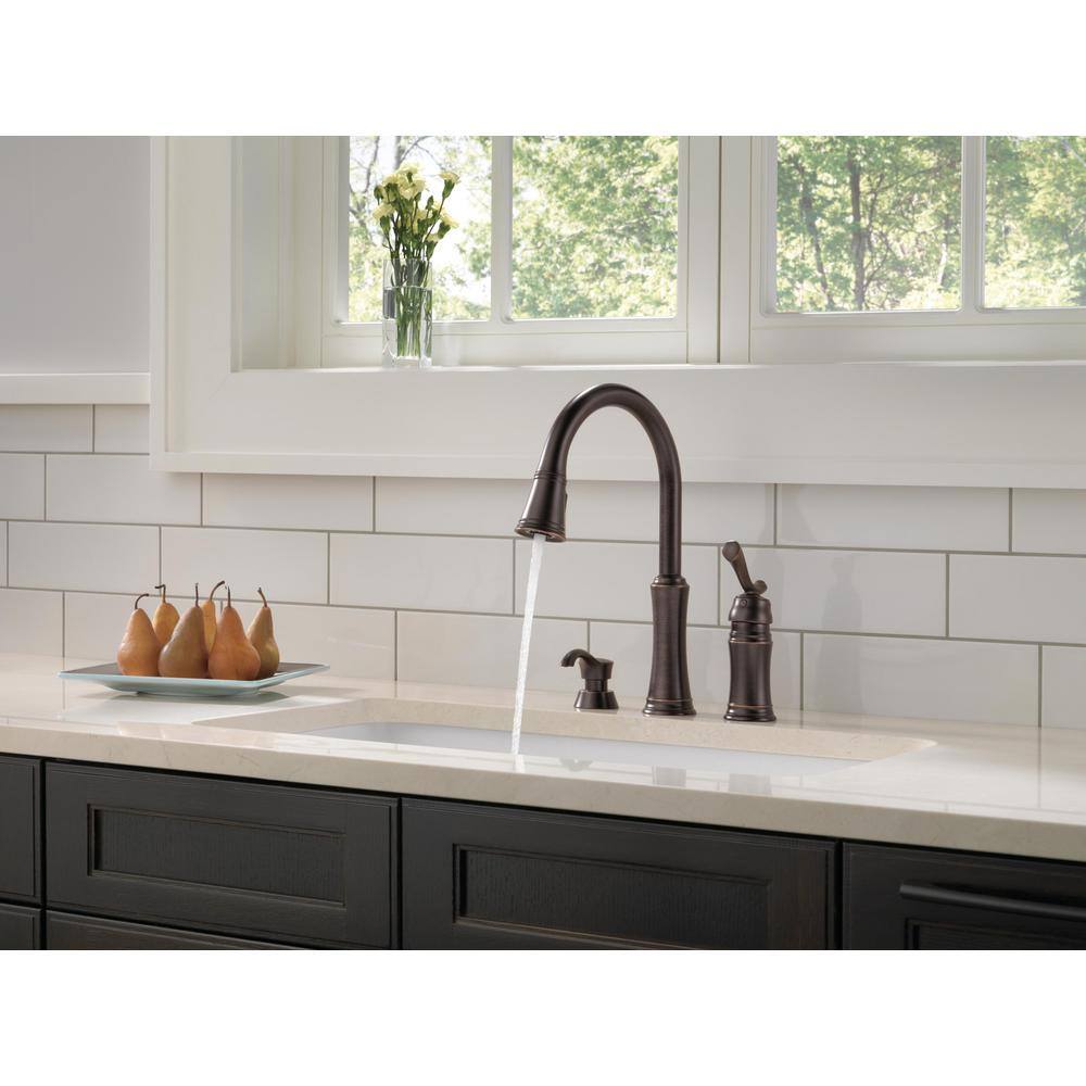 Delta Lakeview Single-Handle Pull-Down Sprayer Kitchen Faucet with Soap Dispenser in Venetian Bronze 59963-RBSD-DST