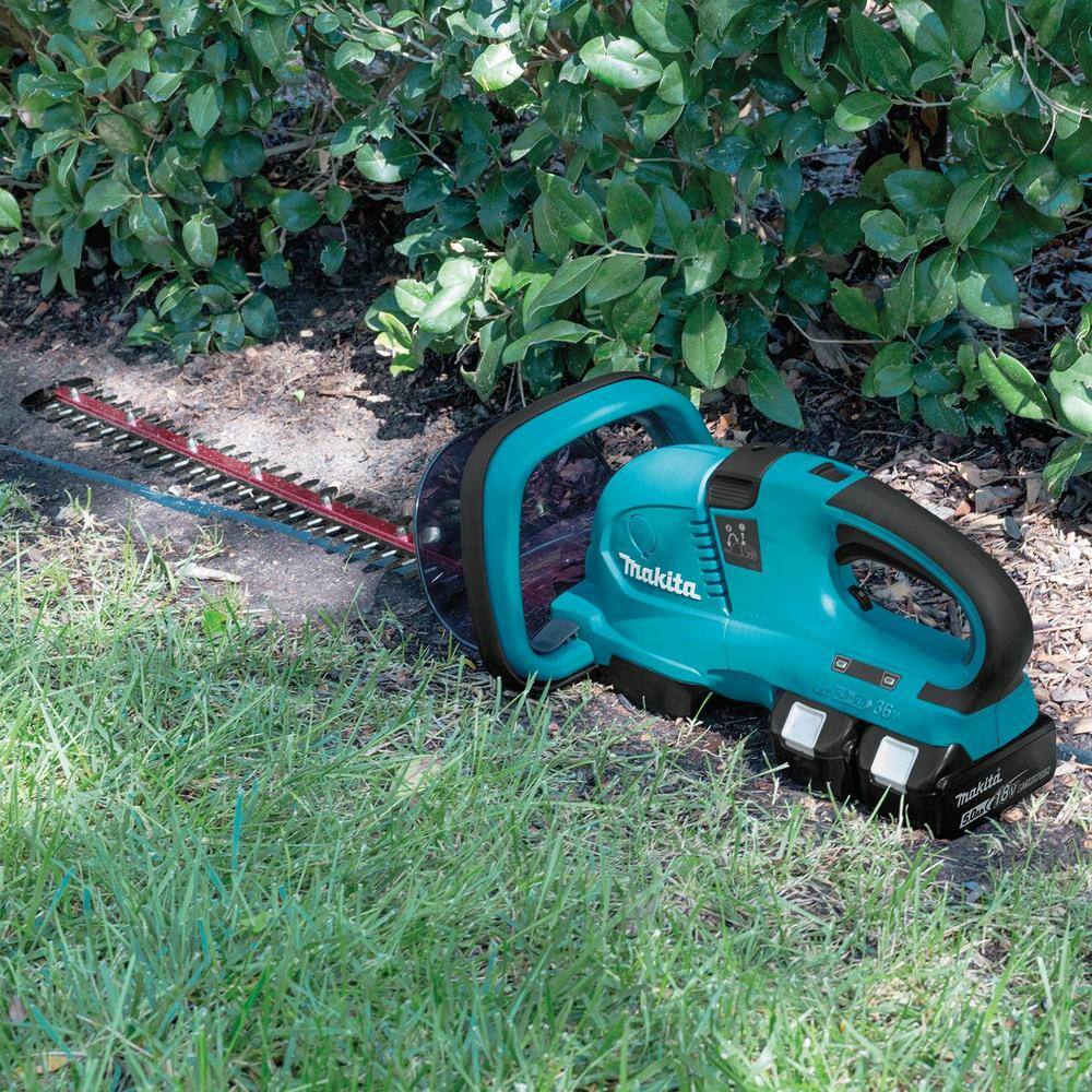 Makita 18V X2 (36V) LXT Lithium-Ion Cordless Hedge Trimmer Kit with Two 5.0 Ah Batteries and Charger XHU04PT