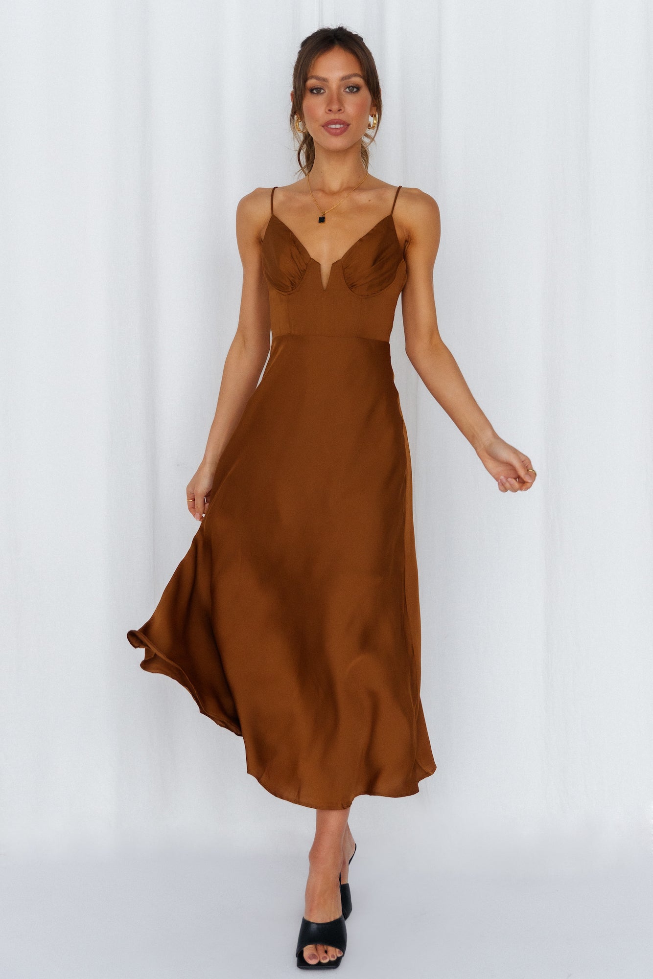 No Missing Kisses Midi Dress Chocolate