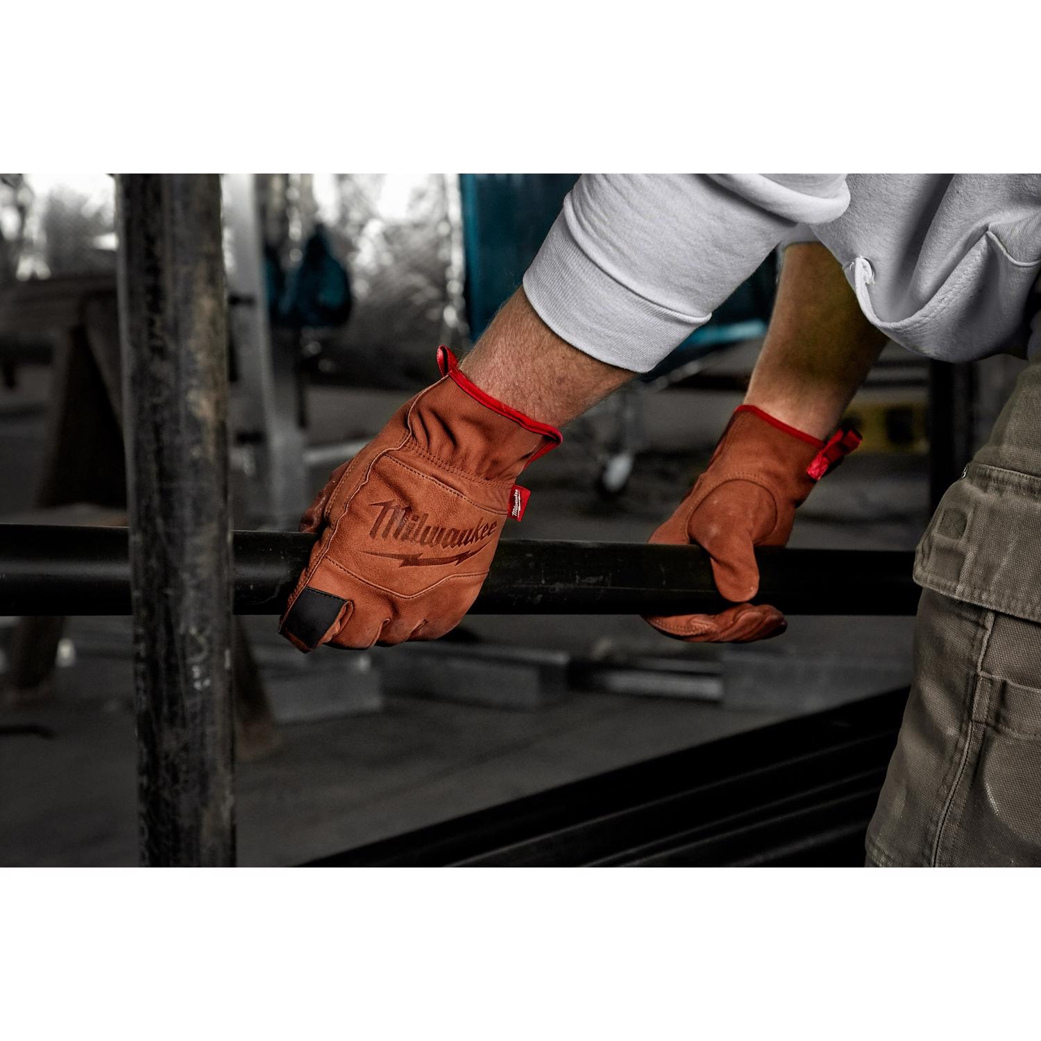 MW Unisex Indoor/Outdoor SmartSwipe Work Gloves Orange L 1 pair