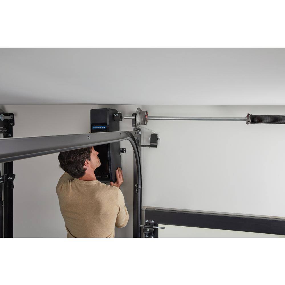 Chamberlain Wall Mount Direct Drive Ultra Quiet Garage Door Opener with Battery Backup RJO70