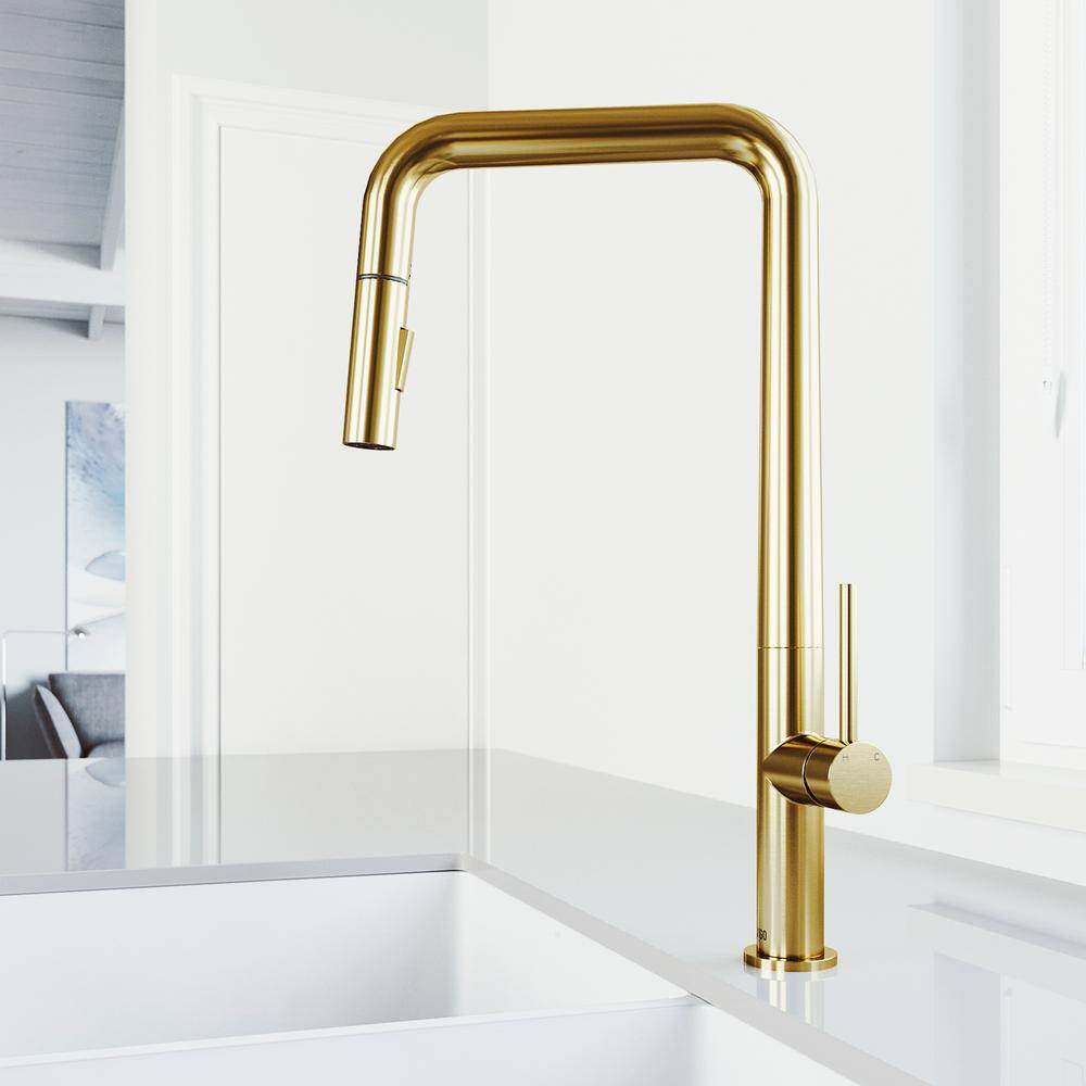 VIGO Parsons Single Handle Pull-Down Sprayer Kitchen Faucet in Matte Brushed Gold VG02031MG