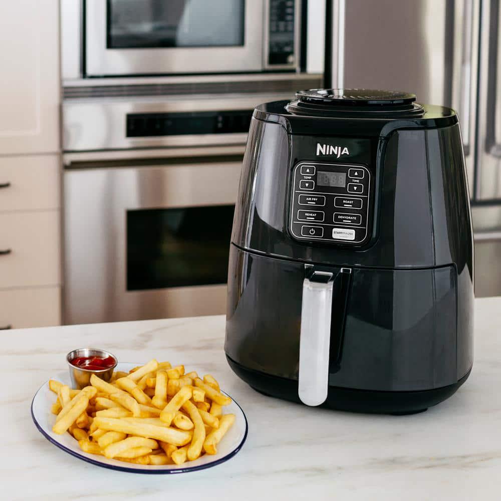 NINJA 4 qt Electric Black Air Fryer with Recipe Book