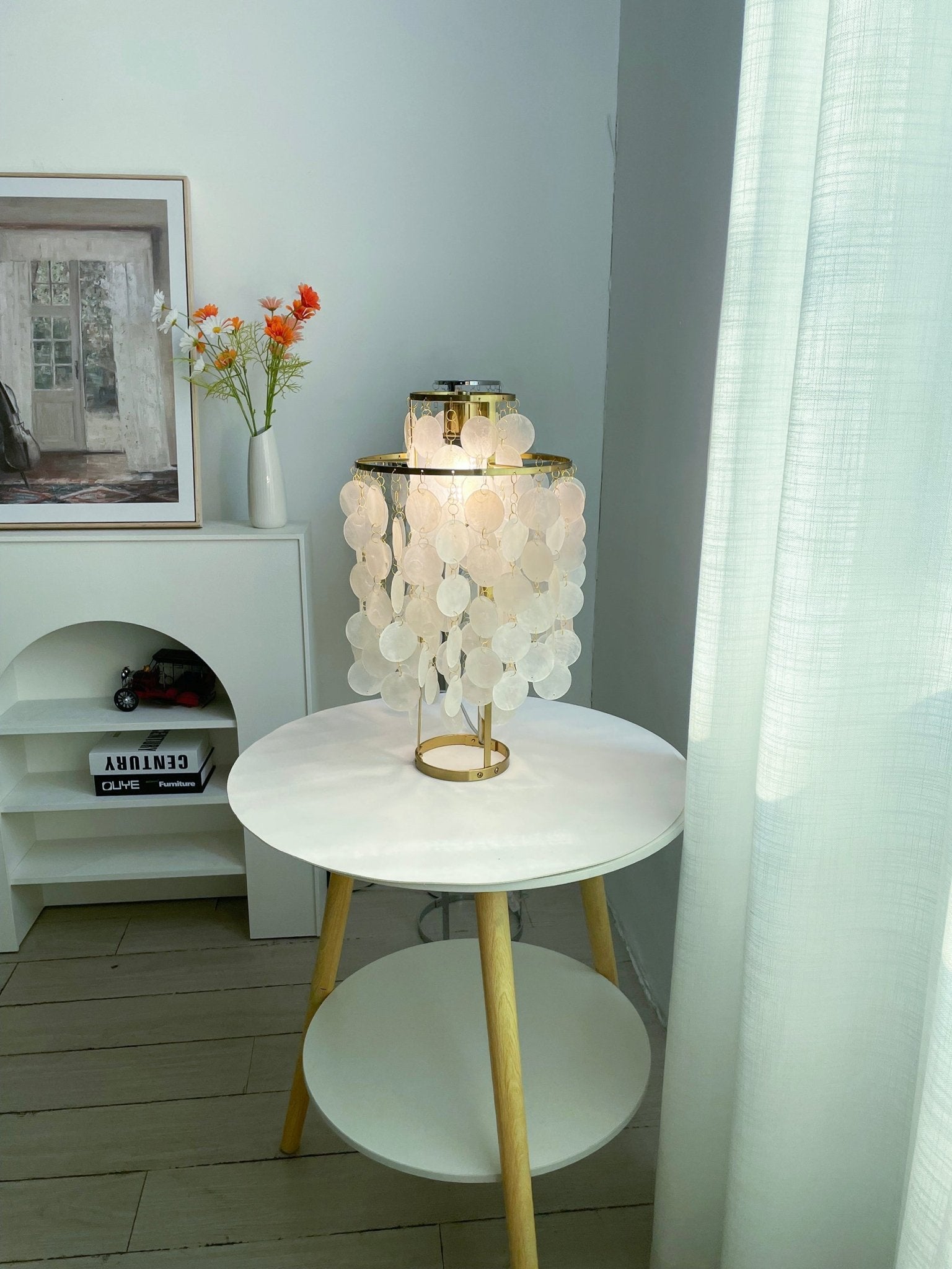 Round Shell Table Lamp