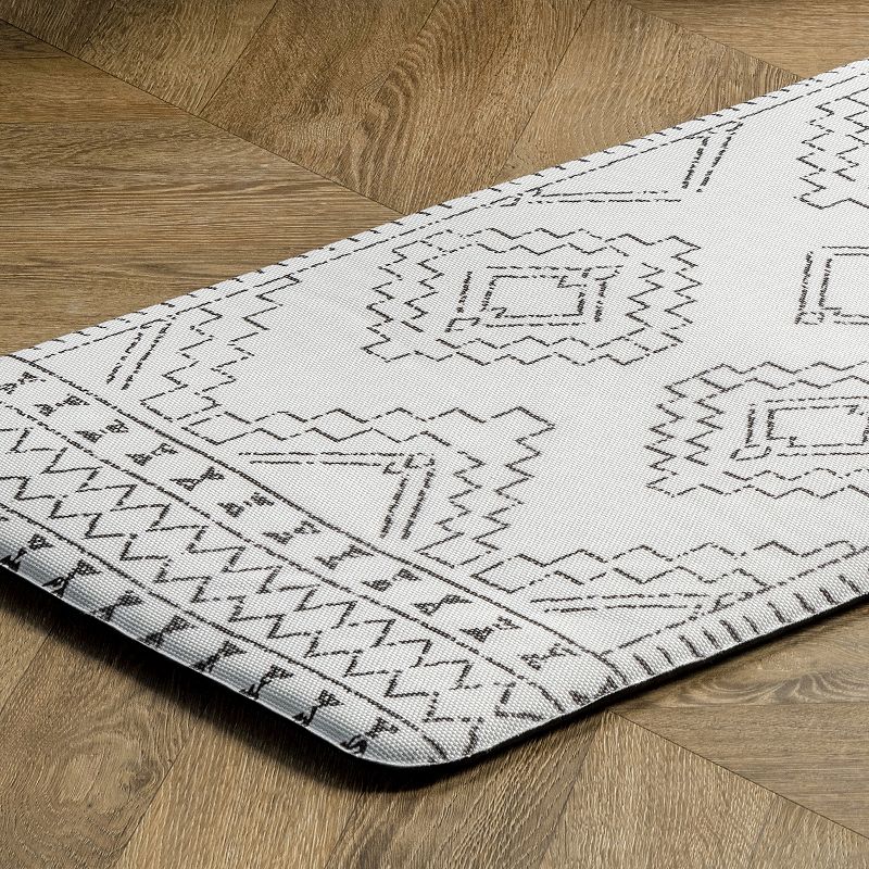 nuLOOM Tribal Moroccan Kitchen Mat