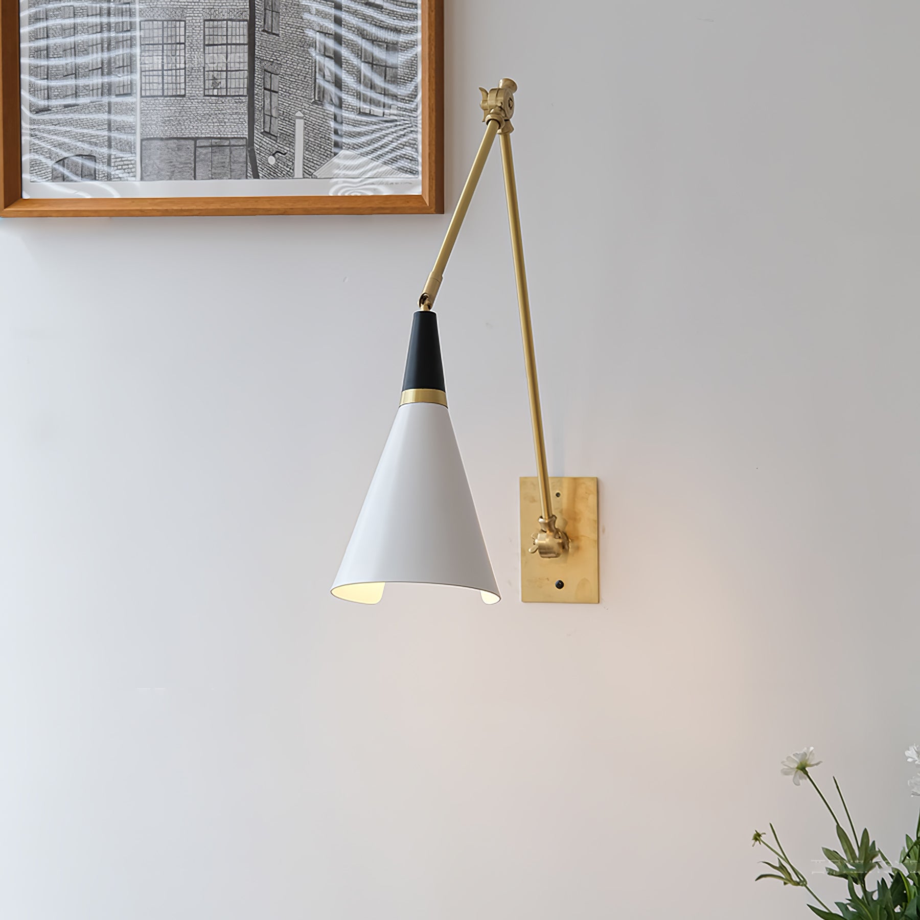 Magari Wall Lamp