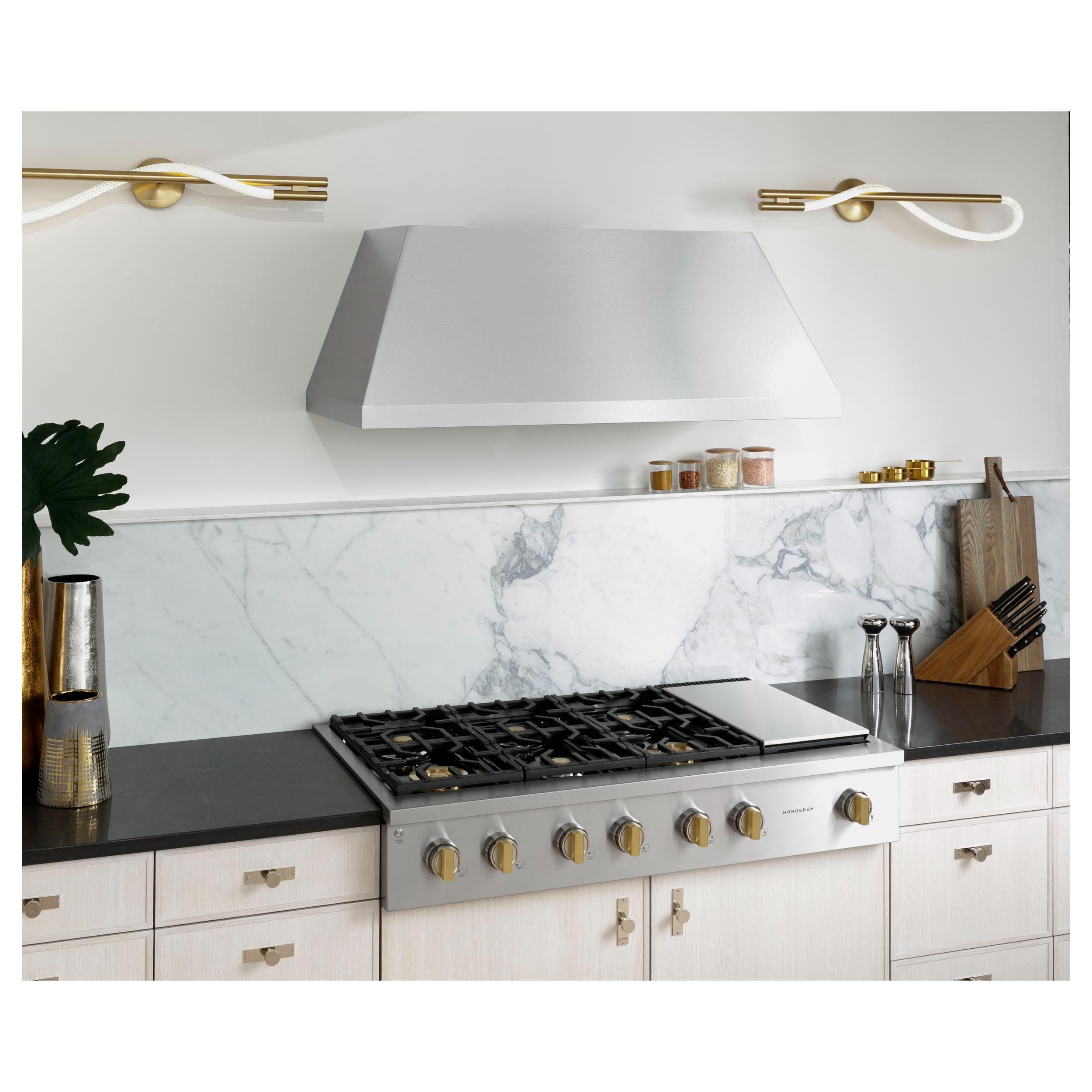 Monogram 48-inch Gas Rangetop with Griddle ZGU486NDTSS