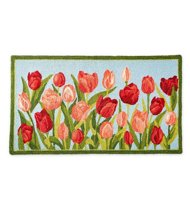 Indoor outdoor Pink Tulips Hooked Polypropylene Accent Rug