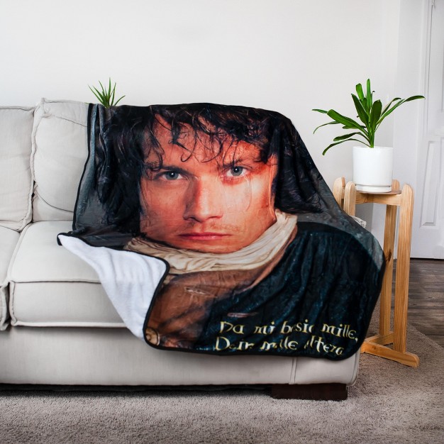 Surreal Entertainment Outlander Lightweight Fleece Throw Blanket 45 X 60 Inches